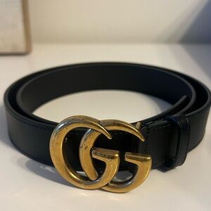 Gucci Belt. Black. GG Marmont 2015 Re-edition wide belt.